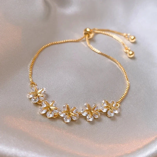 Exquisite Rhinestone Bracelet Ladies Gold Color
