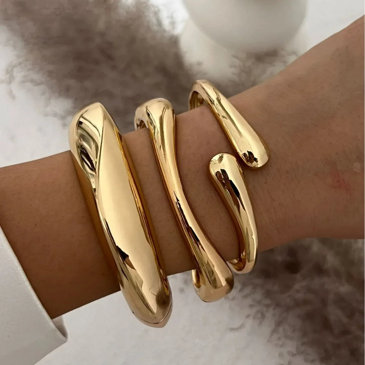Gold Silver Color Geometric

 Women Bracelet