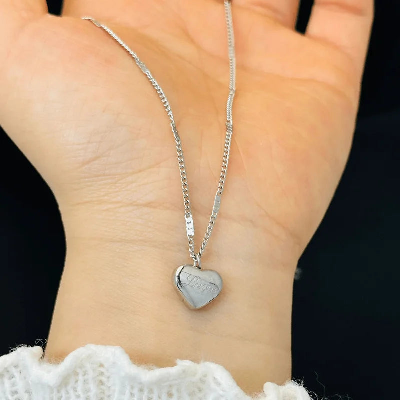 1pcs Golden Heart Stainless Steel Necklace