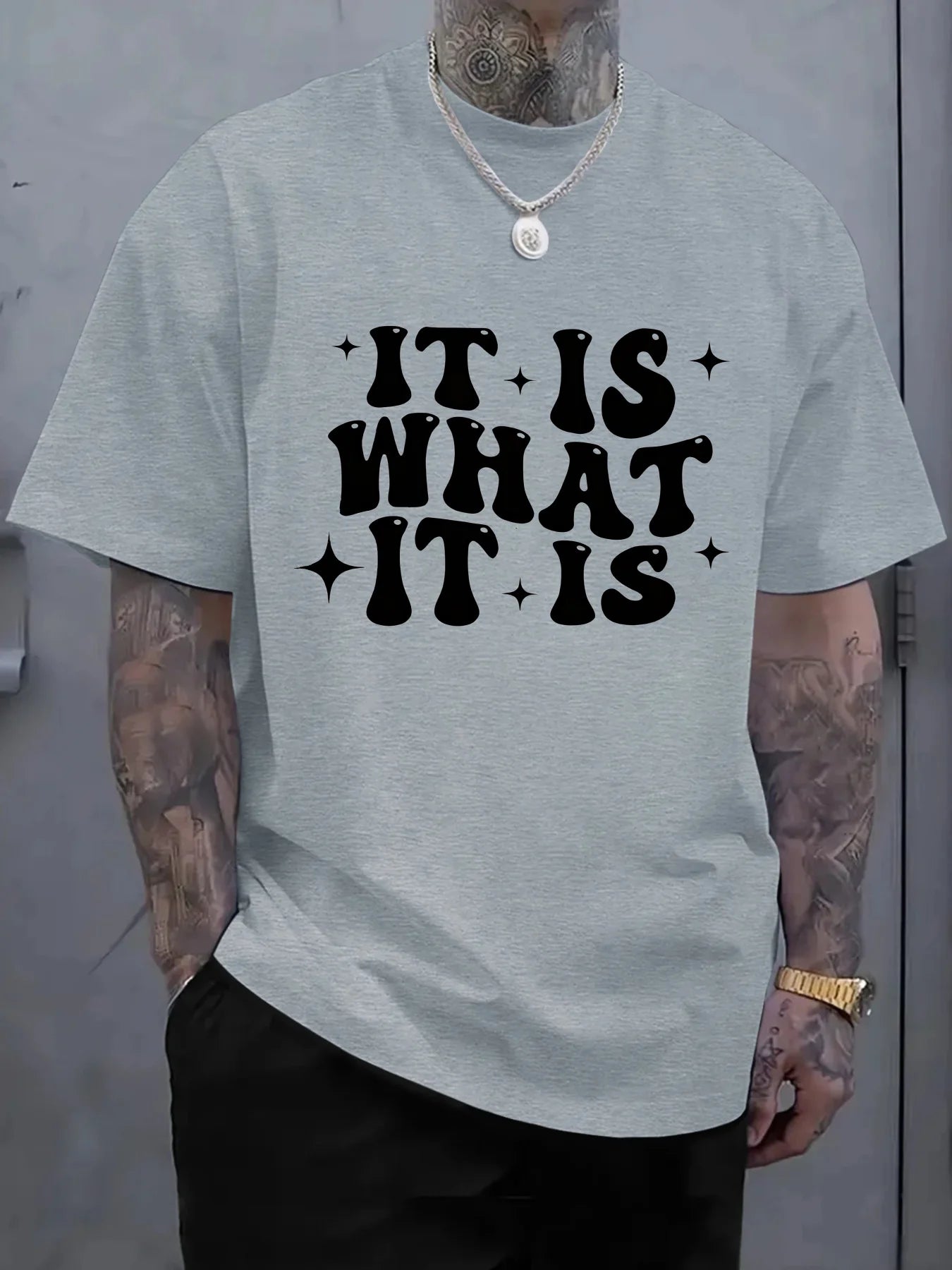 T-Shirt Bold IT IS WHAT IT IS