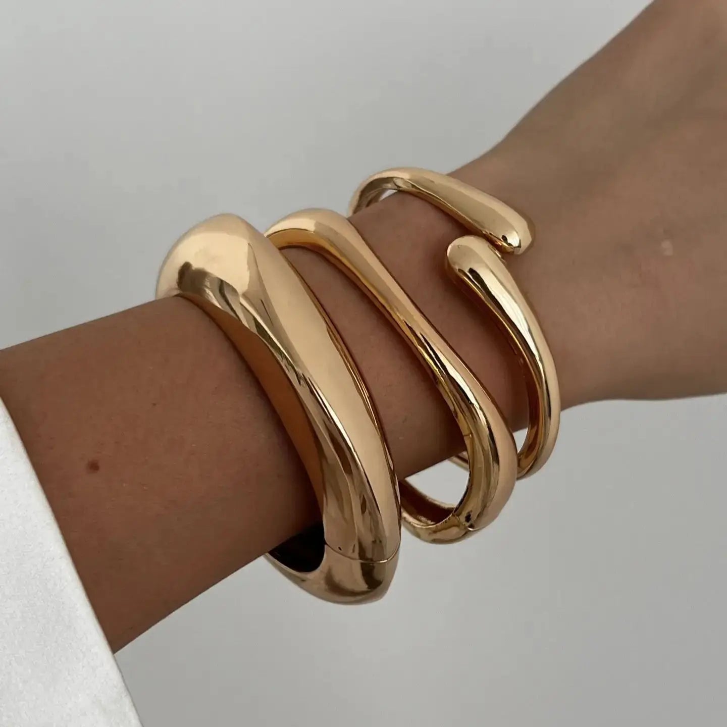 Gold Silver Color Geometric

 Women Bracelet