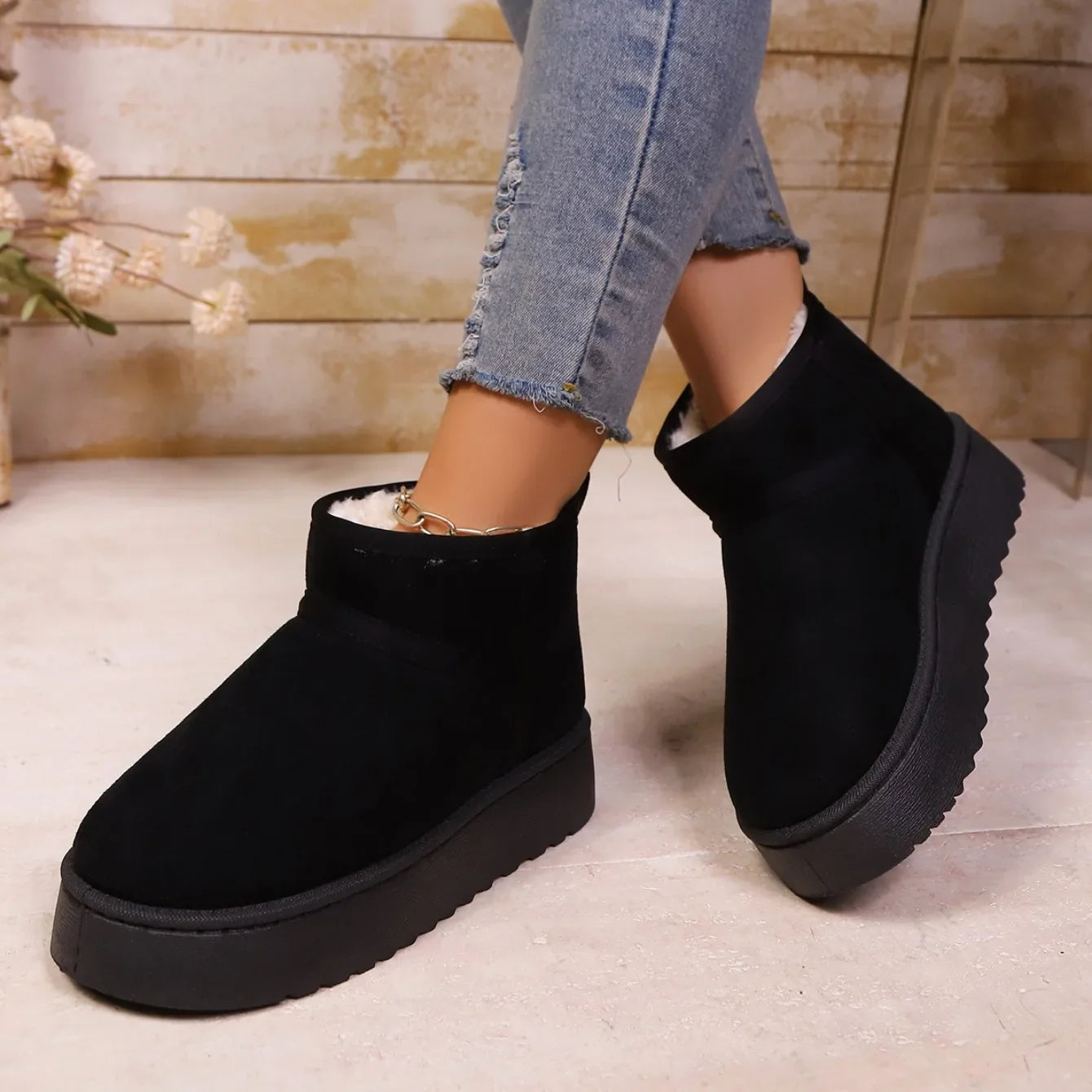 Real Sheepskin Wool Low-cut Warm Ladies Boots