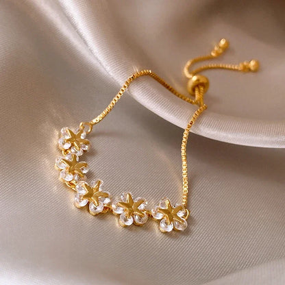 Exquisite Rhinestone Bracelet Ladies Gold Color