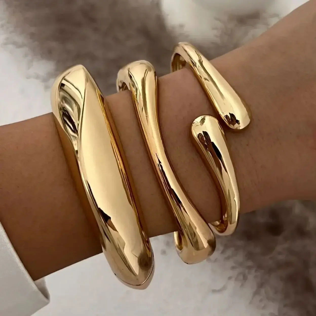 Gold Silver Color Geometric

 Women Bracelet